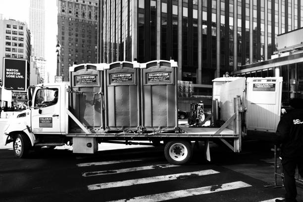 Best Luxury portable toilet rental  in Rio Grande City, TX